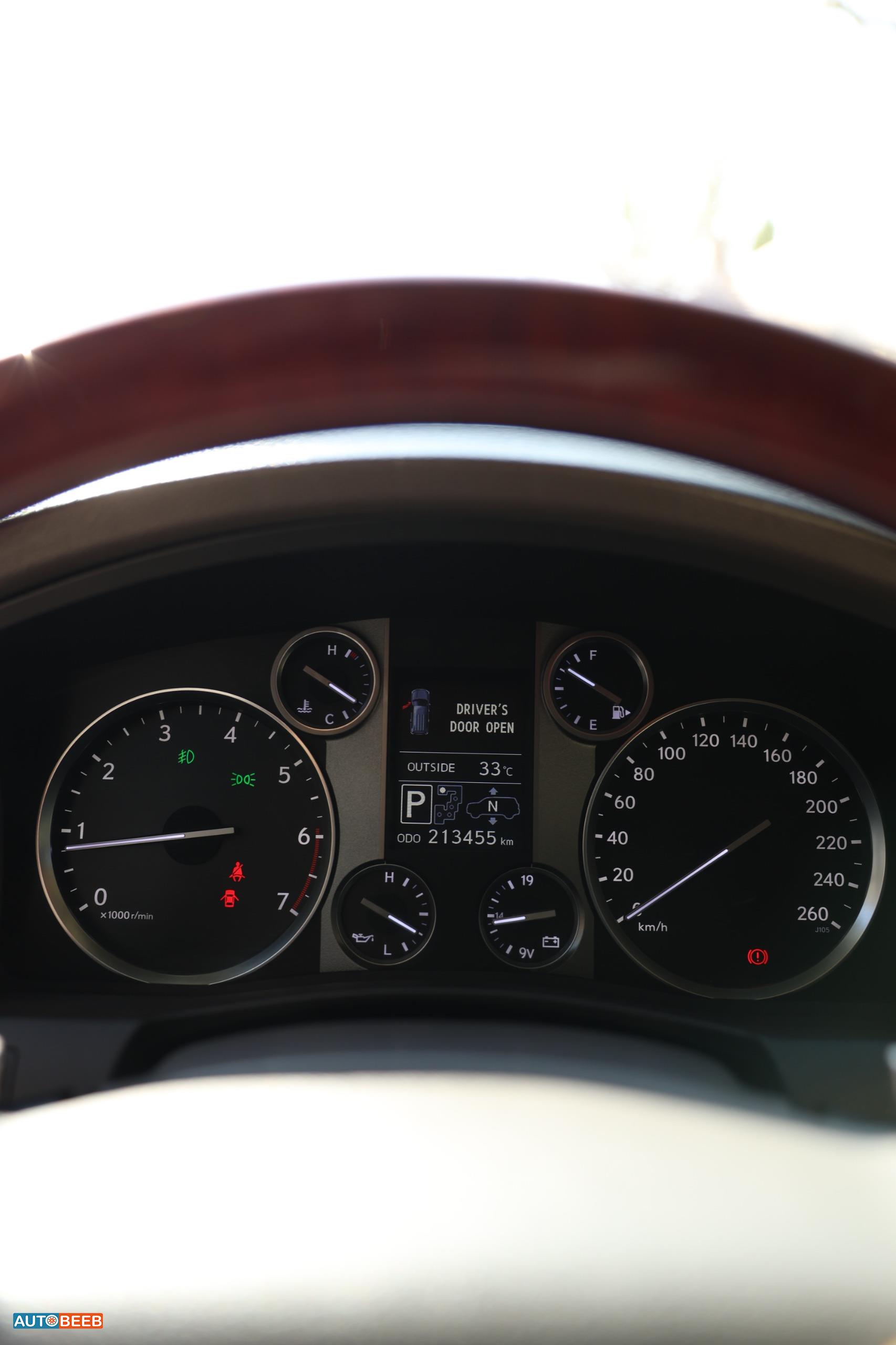 Lexus LX570 2014